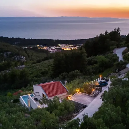 Villa - Amare S Prekrasnim Pogledom Na More, Infinity Bazen