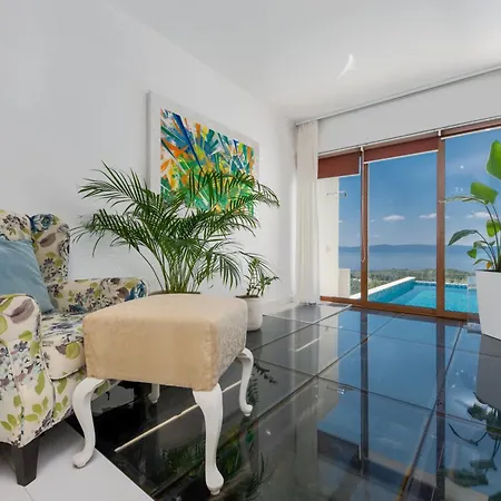 - Amare S Prekrasnim Pogledom Na More, Infinity Bazen Villa *