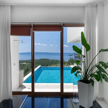 - Amare S Prekrasnim Pogledom Na More, Infinity Bazen * Makarska