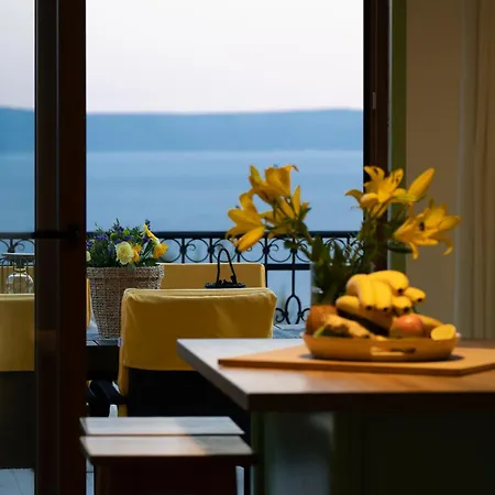 - Amare S Prekrasnim Pogledom Na More, Infinity Bazen Villa Makarska