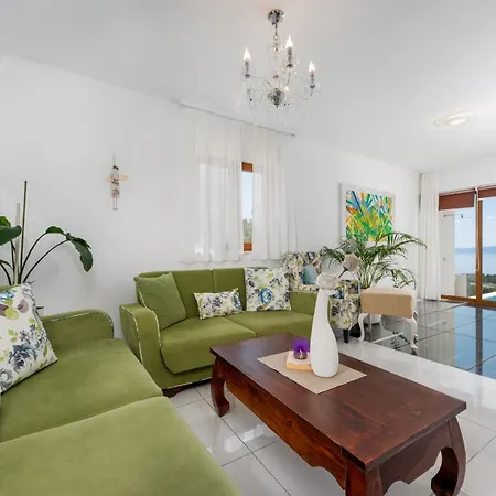 - Amare S Prekrasnim Pogledom Na More, Infinity Bazen Makarska